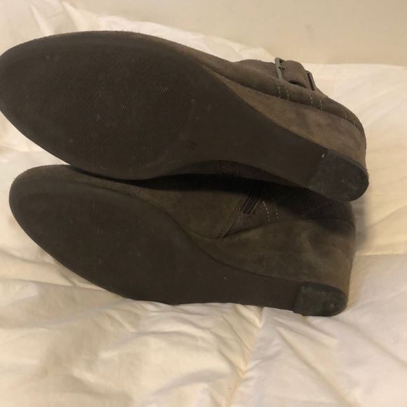 Grey boots - Picture 5 of 5